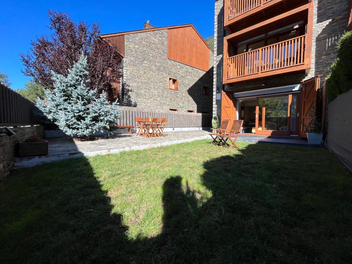 B49 - Bajo Con Jardin Peguera - Villmor Apartment Benasque Bagian luar foto